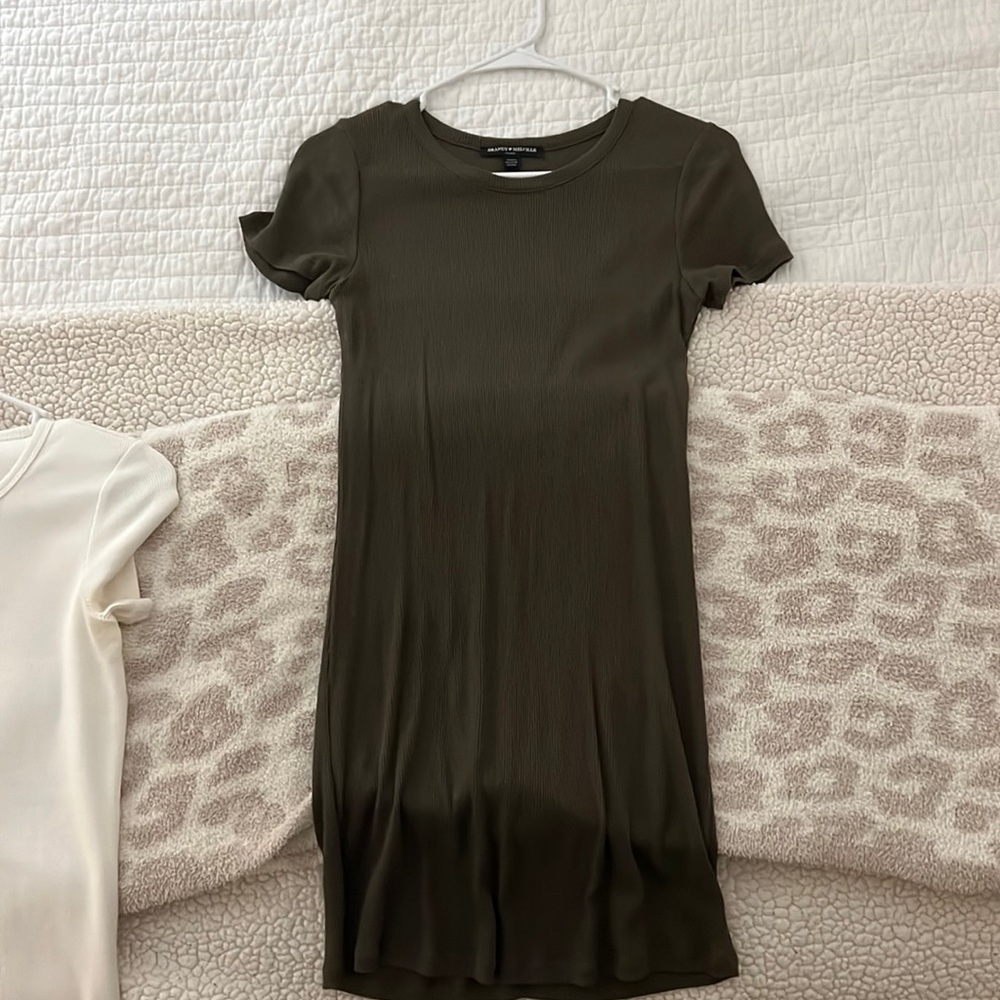 Brandy Melville tshirt dress!